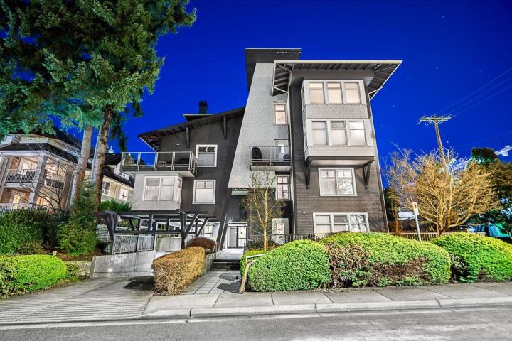 302 - 118 W 22nd Street, Central Lonsdale, North Vancouver 