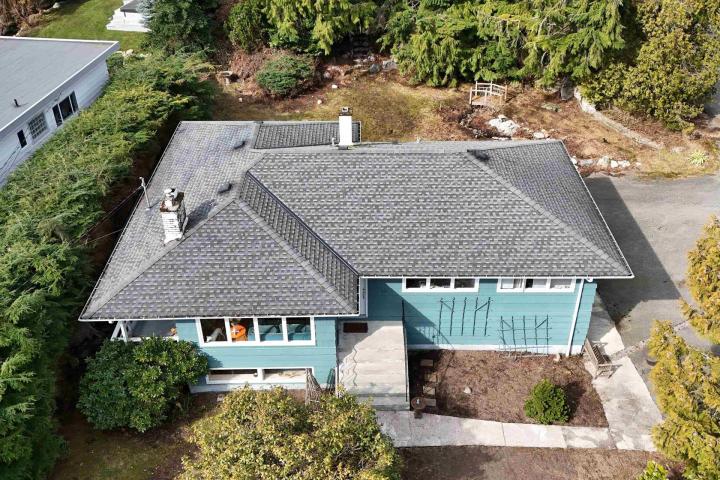 74 Desswood Place, Glenmore, West Vancouver 