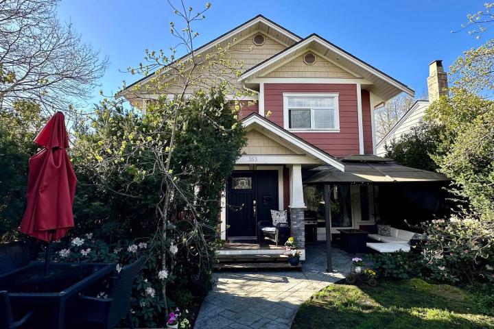 353 E 12th Street, Central Lonsdale, North Vancouver 
