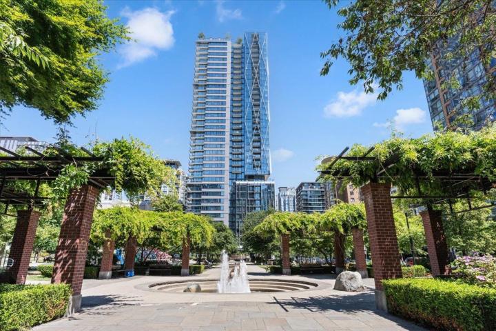 2510 - 1111 Richards Street, Downtown VW, Vancouver West 